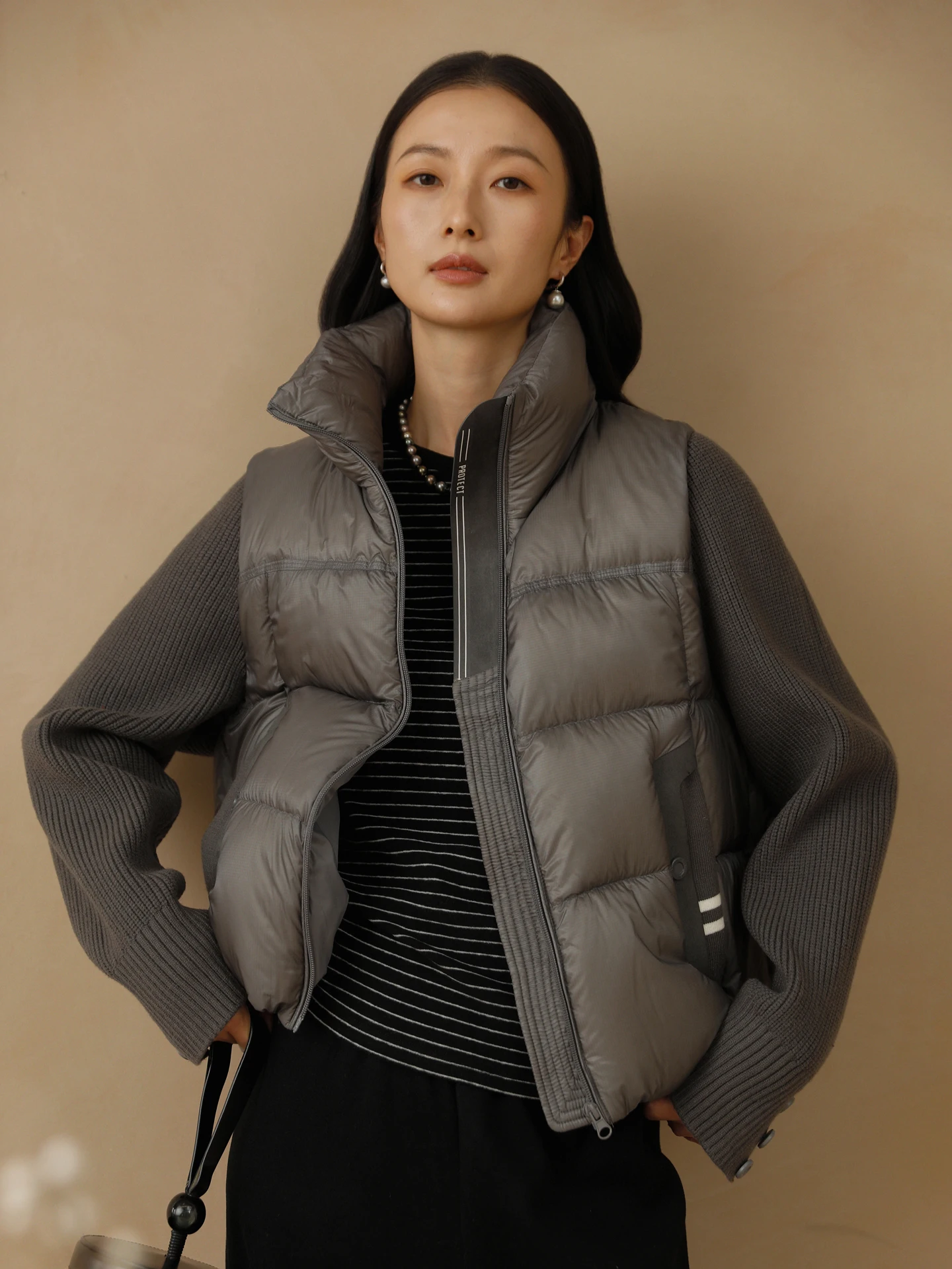 

Women's Knitted Du down Jaet 90% White Du Feather Patchwork Sve Comfort Velvet New National Stand Winter Coat