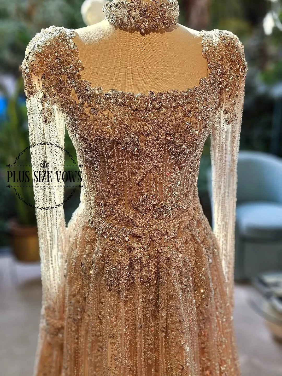 

Plus Size Vows Customized Evening Dresses Prom Dress Handmade Crystals Beading Floor Length A Line Square Collor Midnight Gowns