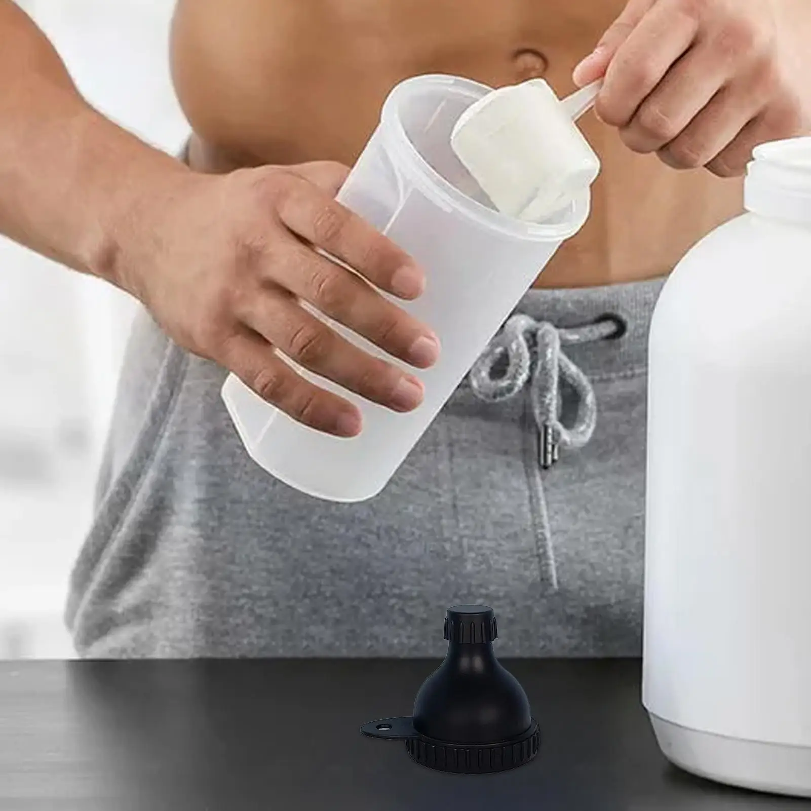 15g/50ml Protein Powder Bottle Leak Proof Reinforced CapMedicine Box Health Funnel with Carabiner Protein Powder Container