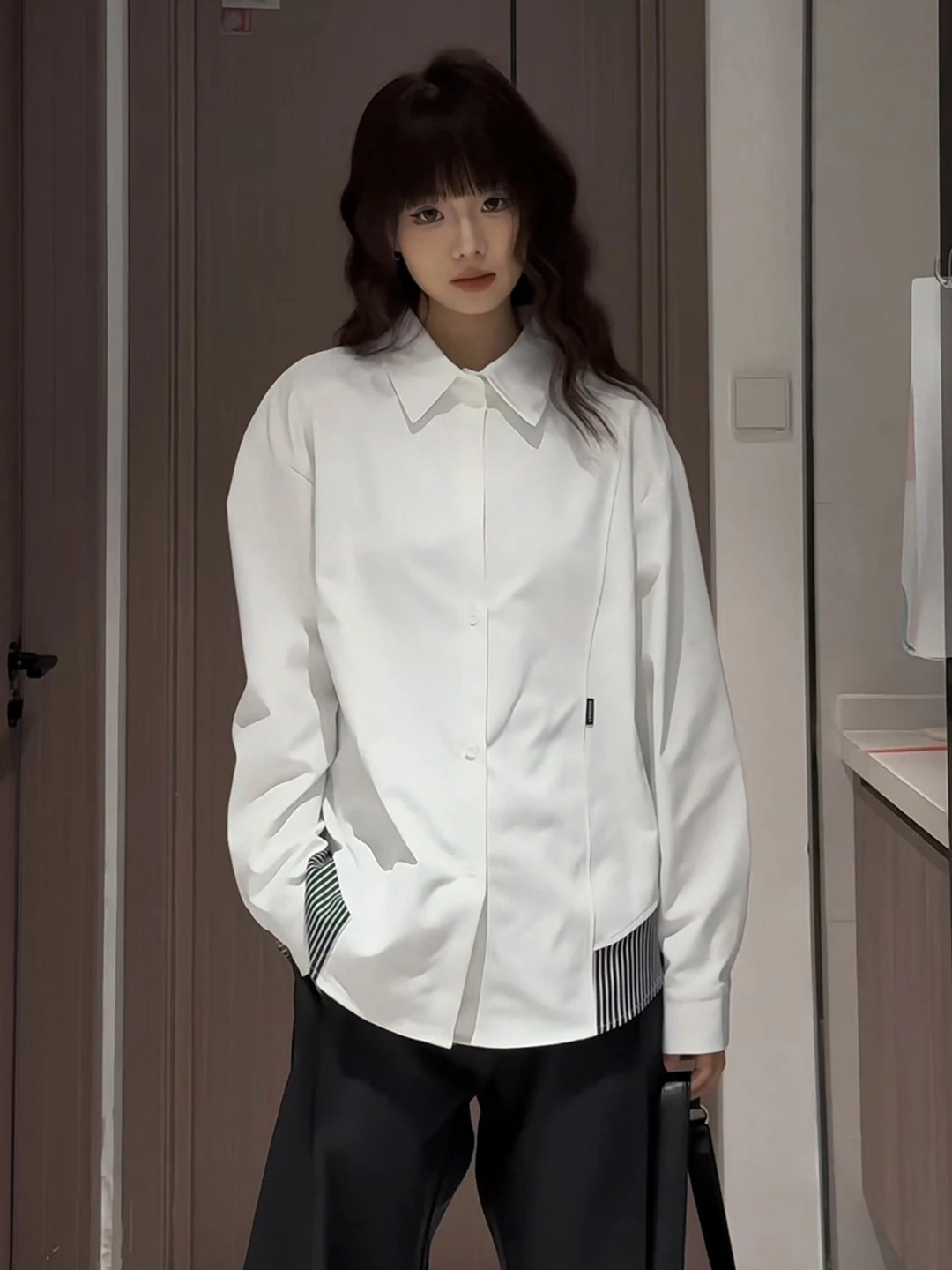 

Мужской кардиган Bla Stripe Splicing с длинными рукавами, свободного кроя, с отложным воротником, дышащий, комфортный, не мнется, весна-лето