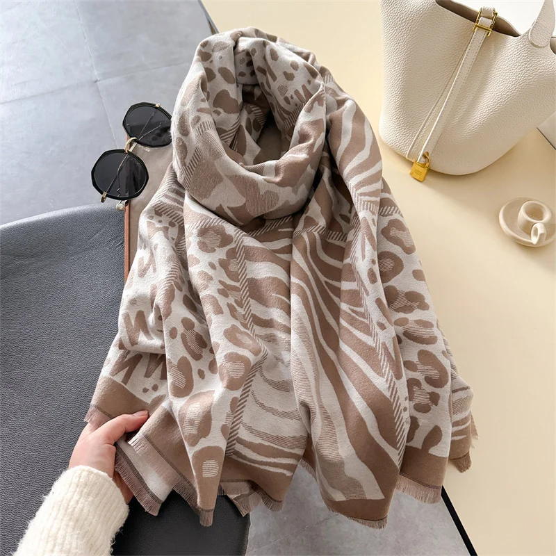 2024 Design Winter Cashmere Scarf for Women Luxury Warm Pashmina Bufandas Shawls and Wraps Thick Blanket Poncho Fashion Echarpe