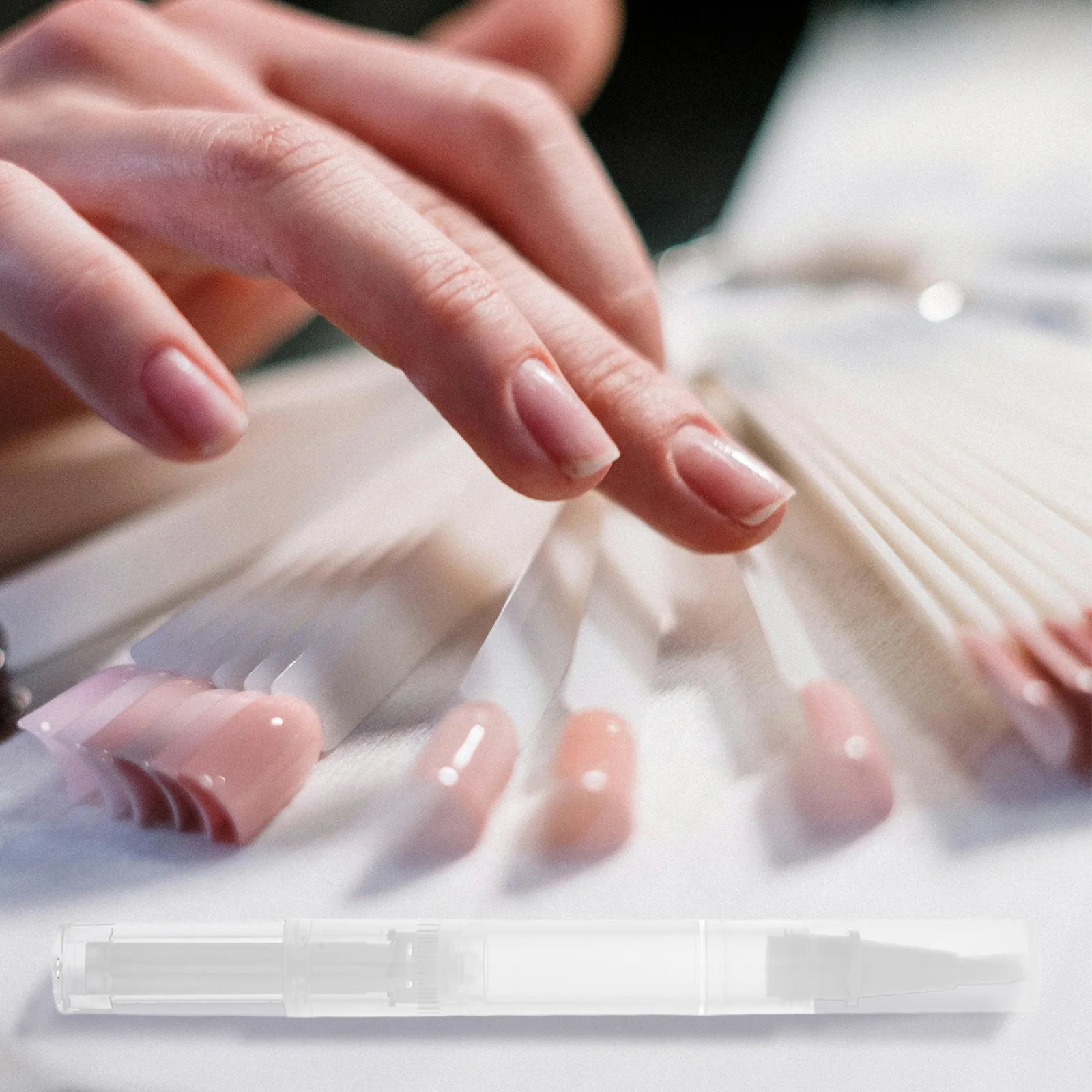 

5Pcs Transparent Empty Nail Oil Pen Container Eyelash Growth Liquid Tubes Refillable Lip Gloss Tube Manicure Tools