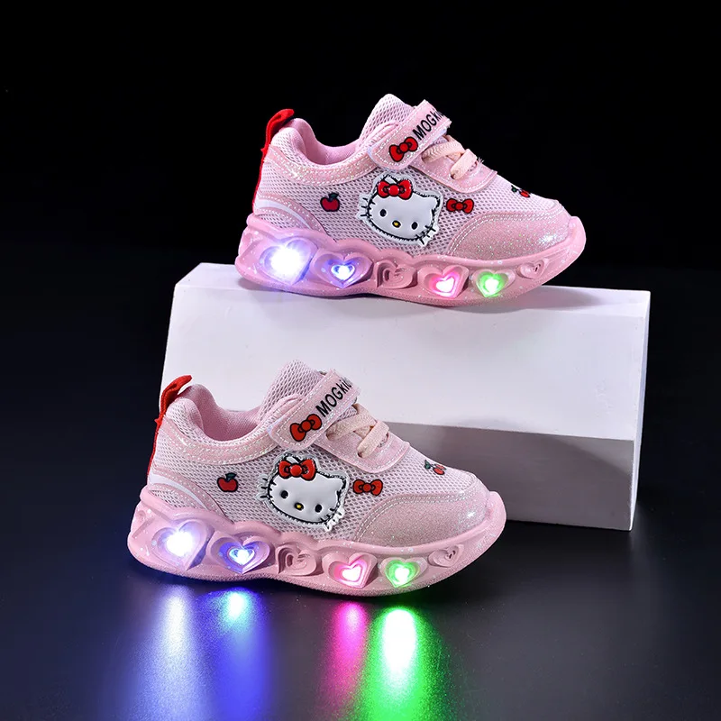 

Повседневные кроссовки Hello Kitty со светодиодной подсветкой, летняя дышащая милая обувь с сетчатым принтом для девочек, детская нескользящая уличная спортивная обувь с подсветкой