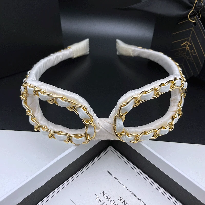 Light luxury white hair band women's fashion daily shopping out hair binding headdress high turn back pressure hair band 3