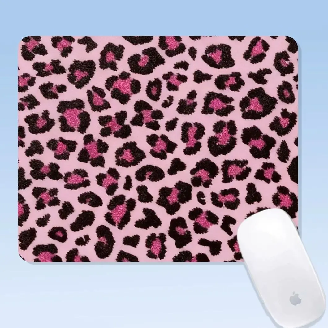 Pink Leopard Print Small Large Leather Mouse Pad Super Large Computer Table Mat Desk Pad Customization Decoration Office Mat