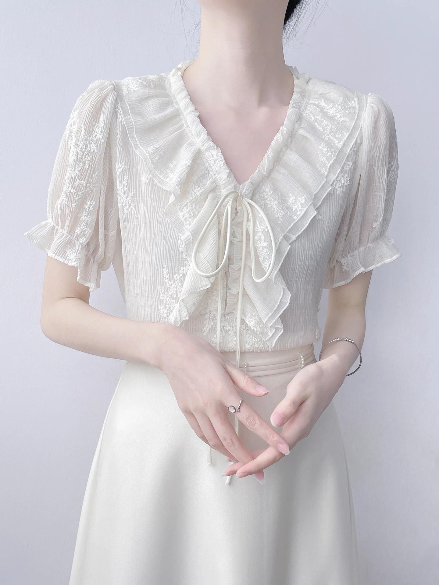 Korean Style Sweet Youthful Lace Trim V-Neck Tie Shirt Women Summer Short Sleeve Thin Cotton Embroidered Chiffon Top