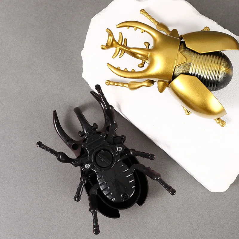 Juguetes clásicos de relojería, figuras de insectos realistas, modelo de escarabajo, juguetes de animales, juguetes de escarabajo de cuerda, divertido regalo de cumpleaños y vacaciones