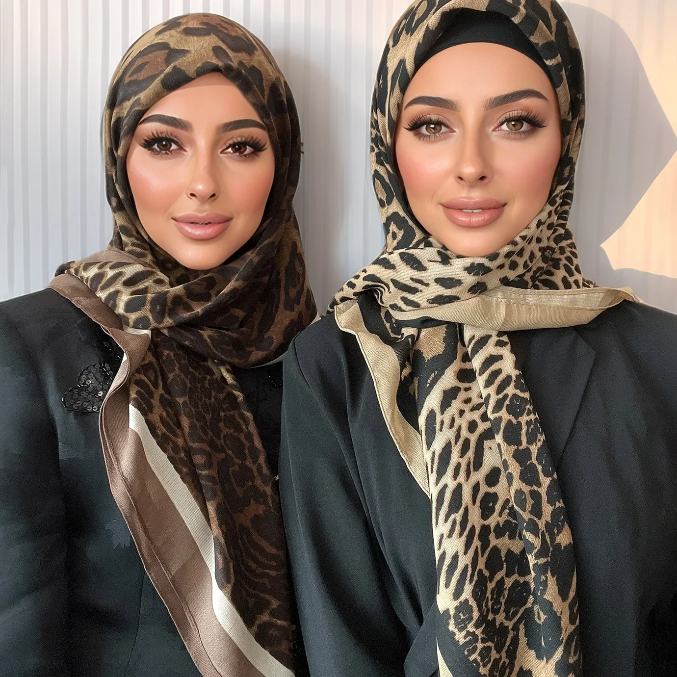 New Leopard Print Square Scarf Hijabs for Women Voile Large Hijab Muslim Fashion Parcel Head Scarf Headwraps for Women Turban