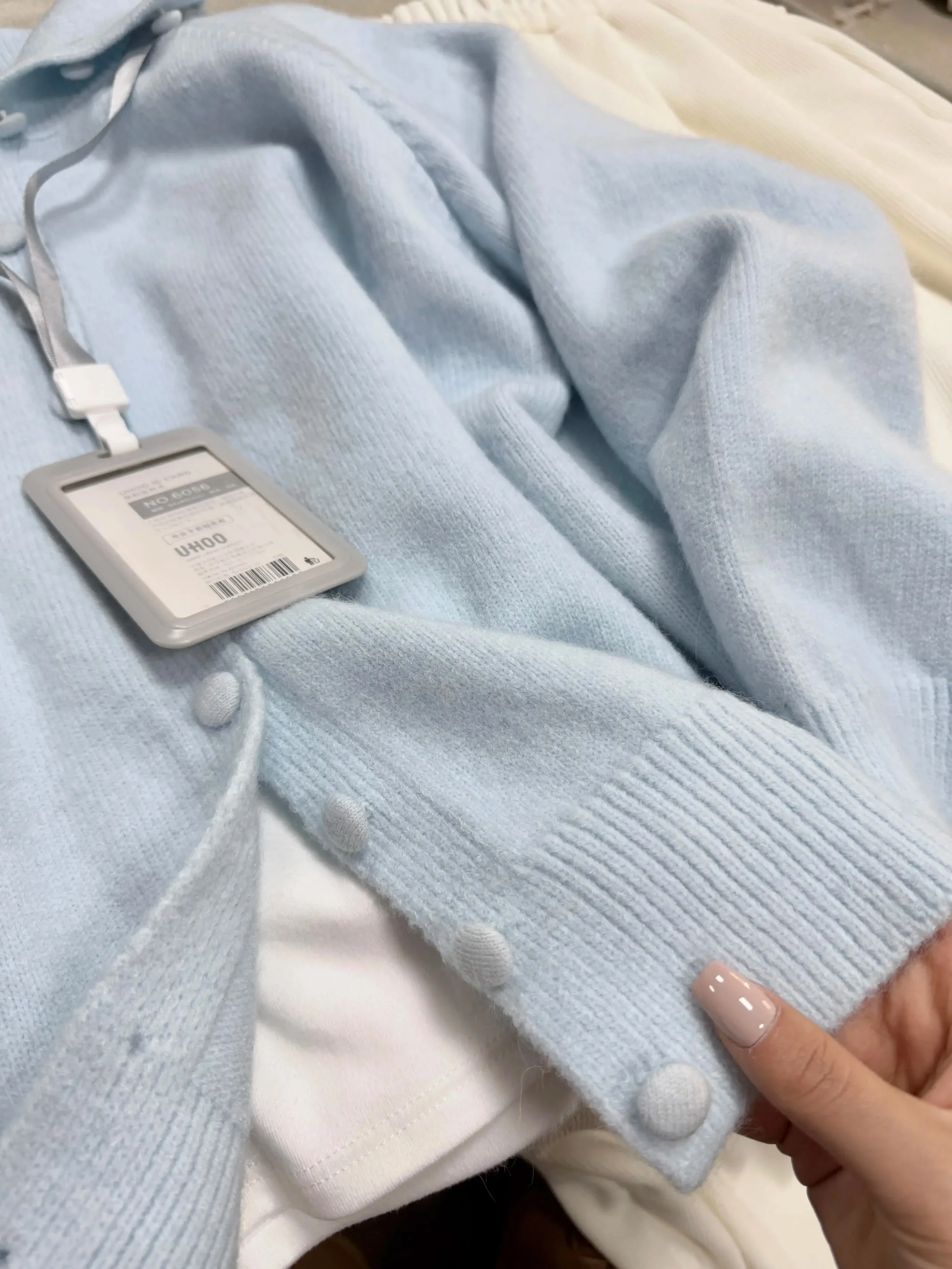 

Женский стильный весенний свитер с принтом в виде акварельных брызг краски, художественный абстрактный узор, сине-розовый, мягкий пастельный, с круглым вырезом