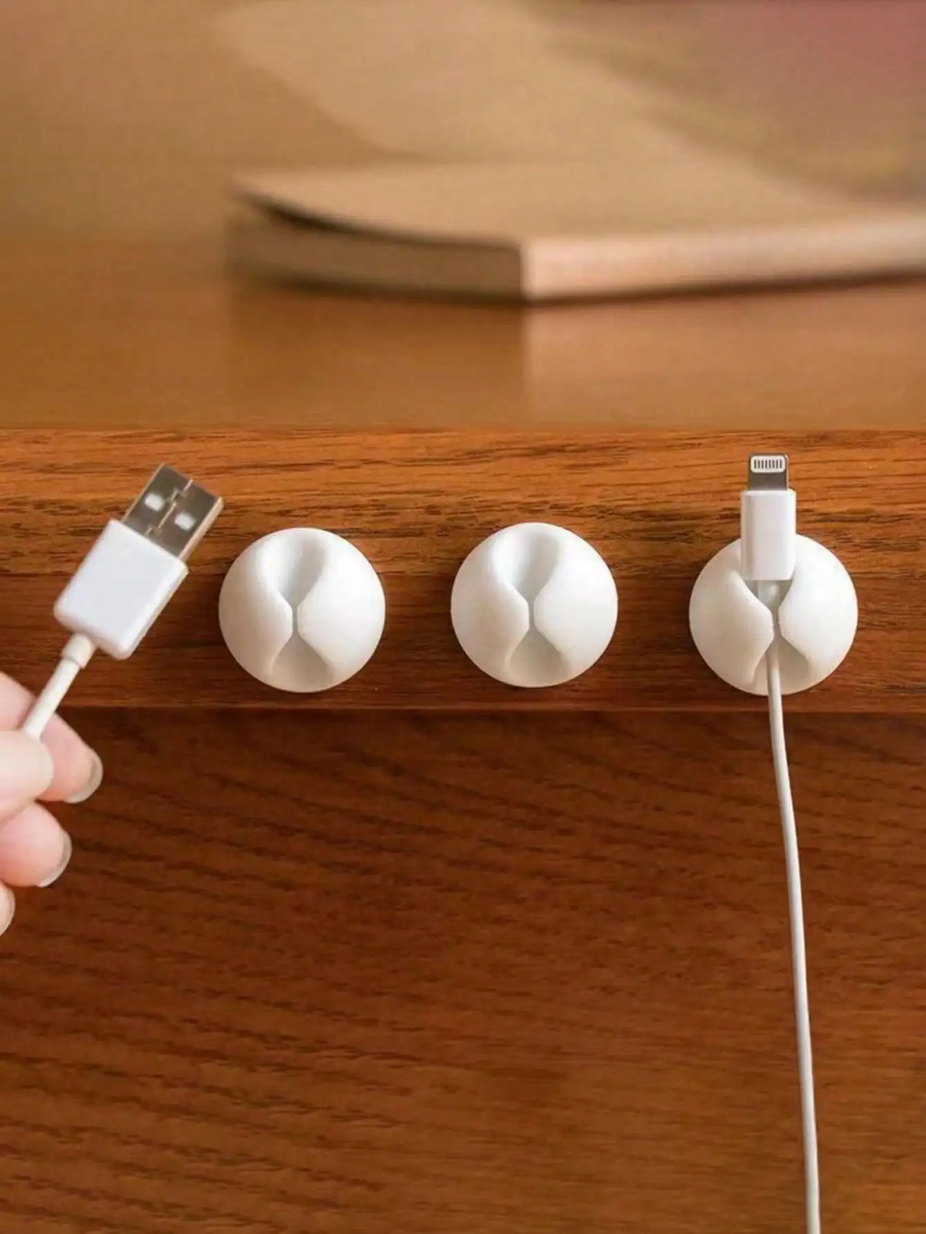 3pcs/5pcs/10pcs Desktop Cable Organizer Clips For Data/Earphone/Charging Cable Management, Bedside Cable,50 Pages/Book, 4book