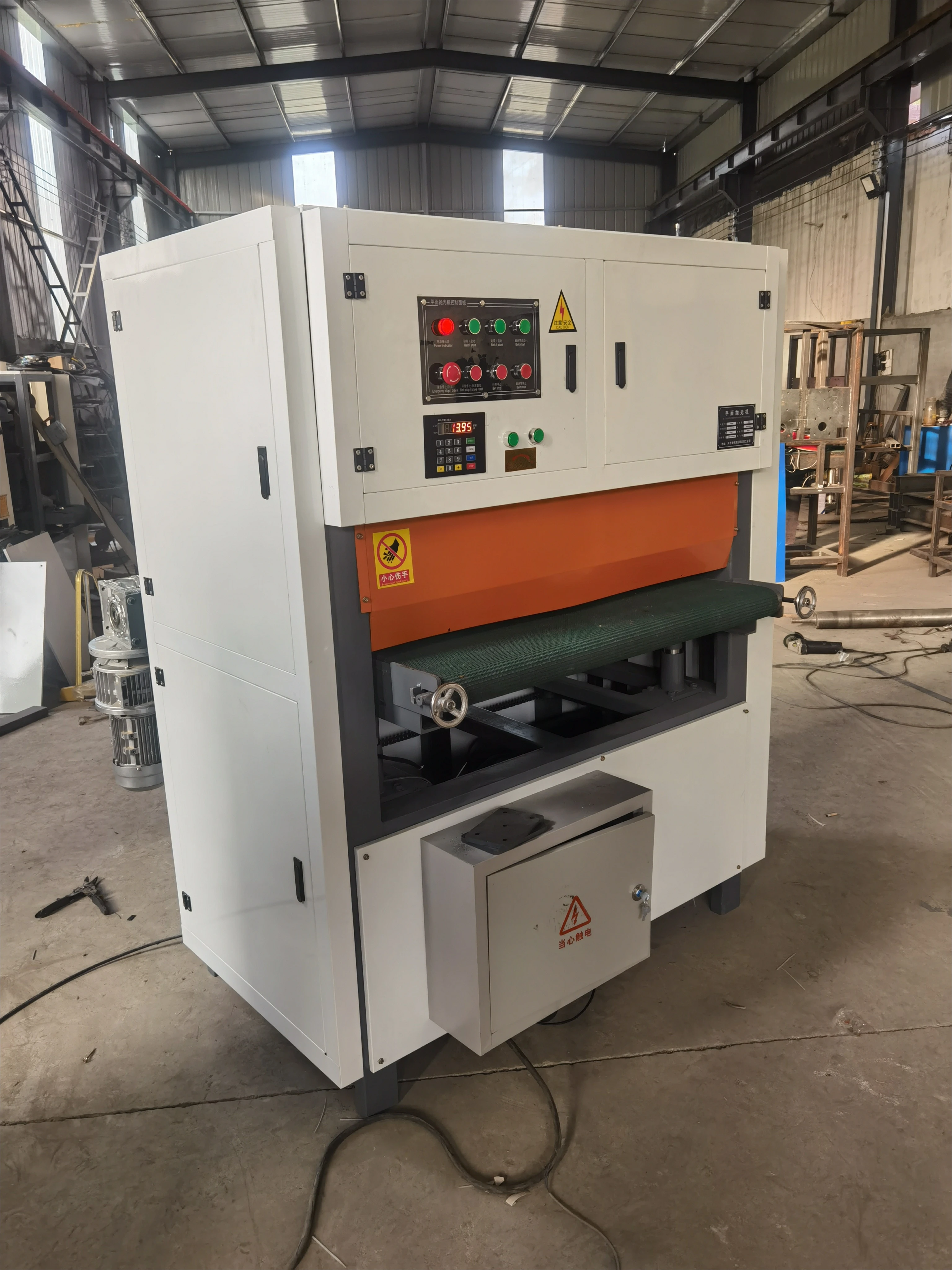 New Automatic Stainless Steel Copper Iron and Aluminum Sheet Brushing Machine Flat Polishing Machine