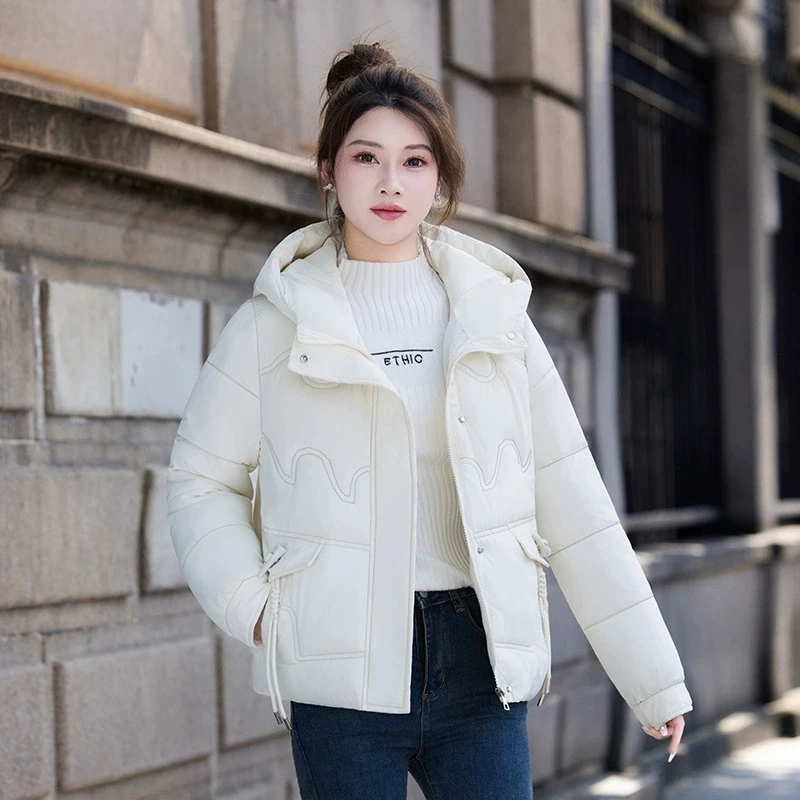 الشتاء النساء مقنعين أسفل القطن سترة قصيرة موضة جديدة سترات الإناث يندبروف معطف عادية سميكة الدافئة القطن معطف مبطّن