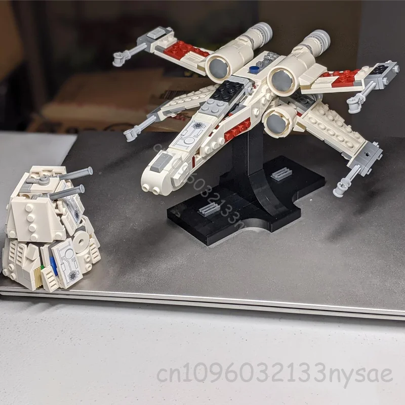 

Новый 600 + шт. 75376 DIY Сборка X Wing или U Wing Starfighter Космическая война Оружие MOC SpaceShip Боевая модель Строительные блоки Игрушка в подарок
