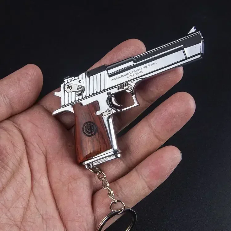 1:3 M1911 Desert Eagle Alloy Gun Model Gold-plated Keychain Pistol Pendant Mini Detachable Toy Gun For Adult Kids Gift