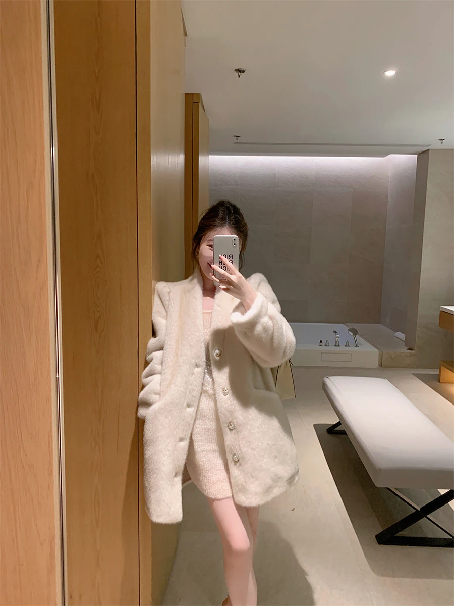 

ByYou Winter New Thiened Women's Fur Coat Middle-Length Inteated Leather And Fur Outerwear Eco-friendly Artificial Fur