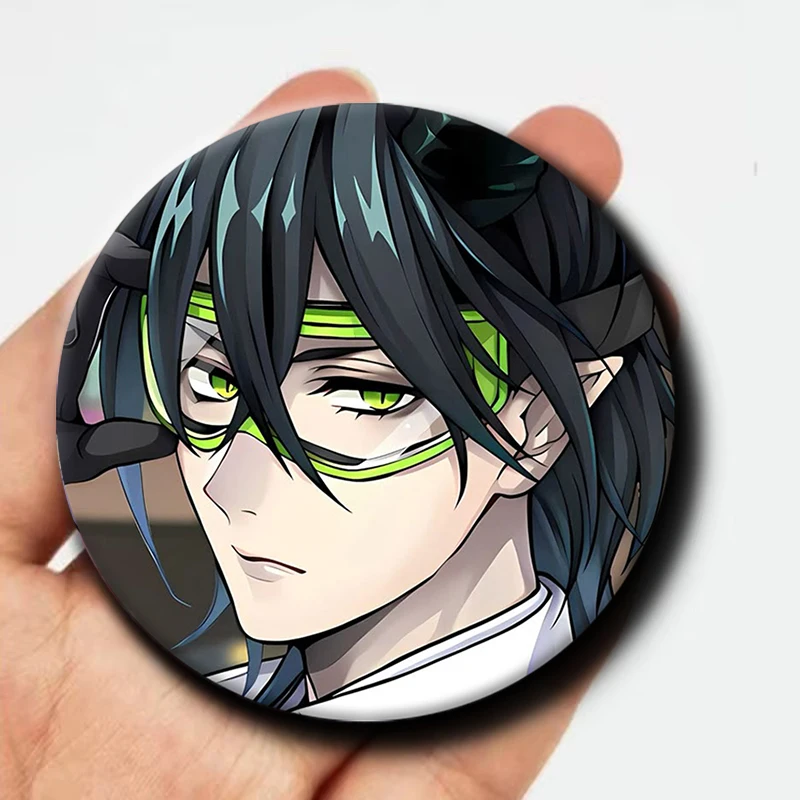 Round Anime Twisted Wonderland Enamel Pins Black and White Handmade Brooch Cartoon Cosplay Badge Jewelry Accessories Gifts 58mm - Image 3