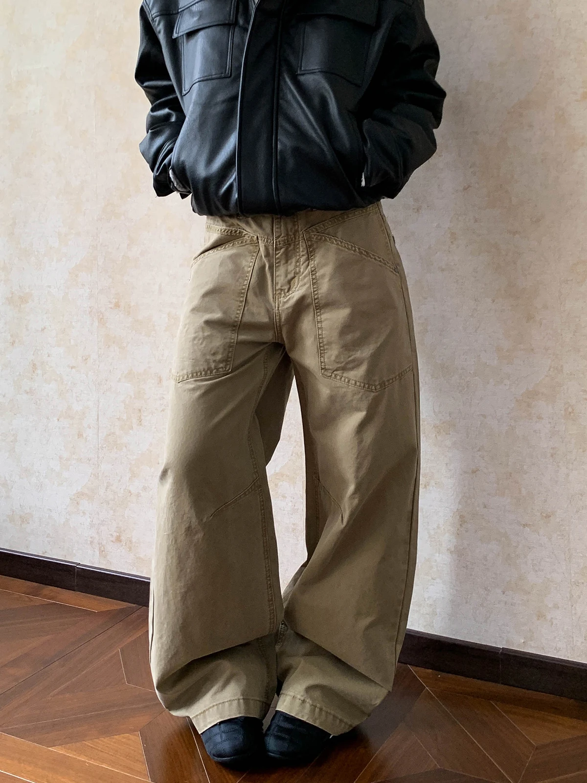 

Retro American Street Washed Distressed Straight Leg Workwear Pants Unisex Loose Fit Trousers Couples High Waist Jeans