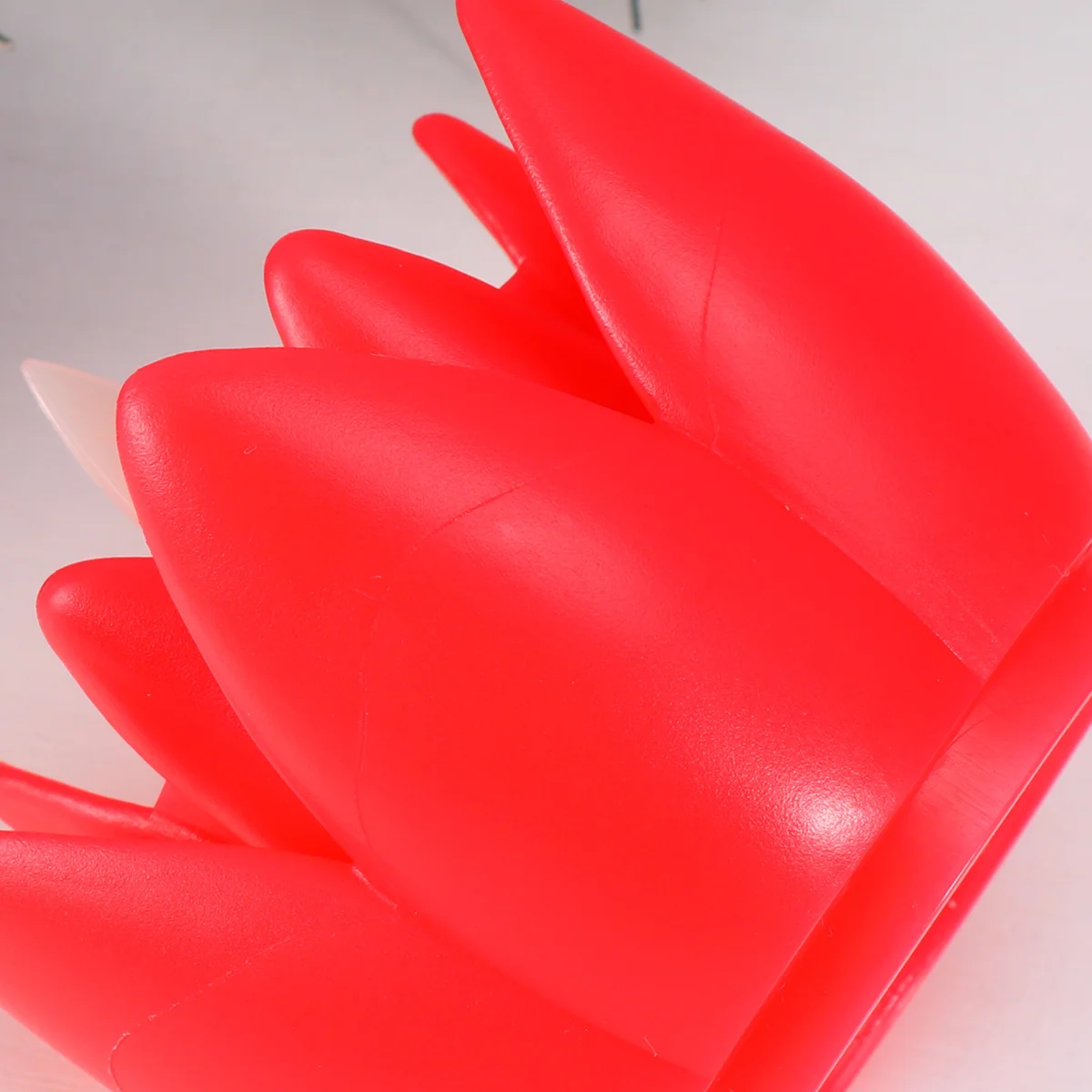 

Lotus Shaped LED Flameless Realistic Simulation Environmentally Friendly Decor for Wedding Festival Party Dining