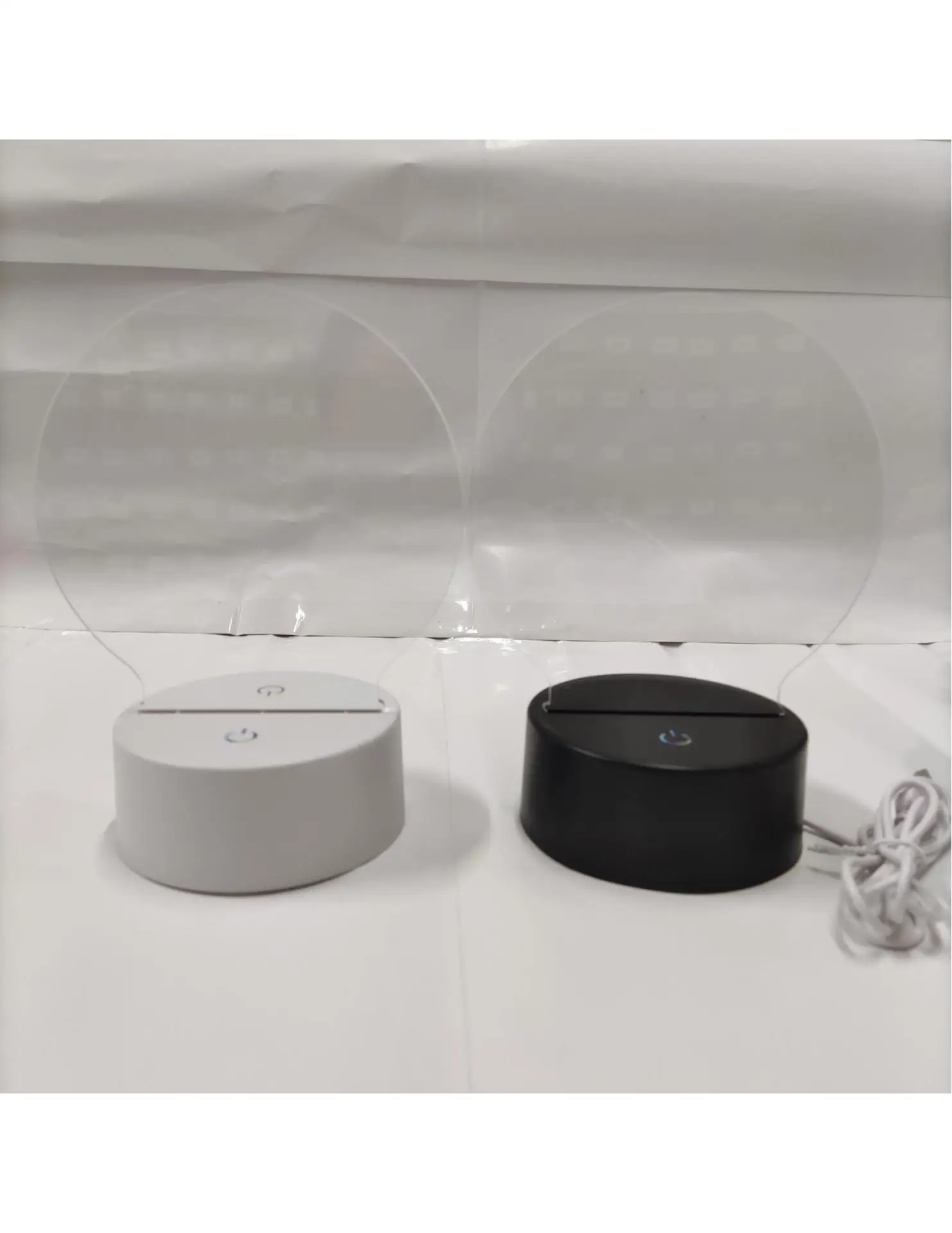 La fabbrica fornisce direttamente gatto creativo carino luce notturna lampada da scrivania camera da letto rete luce rossa modello di collegamento Usb luce notturna all'ingrosso