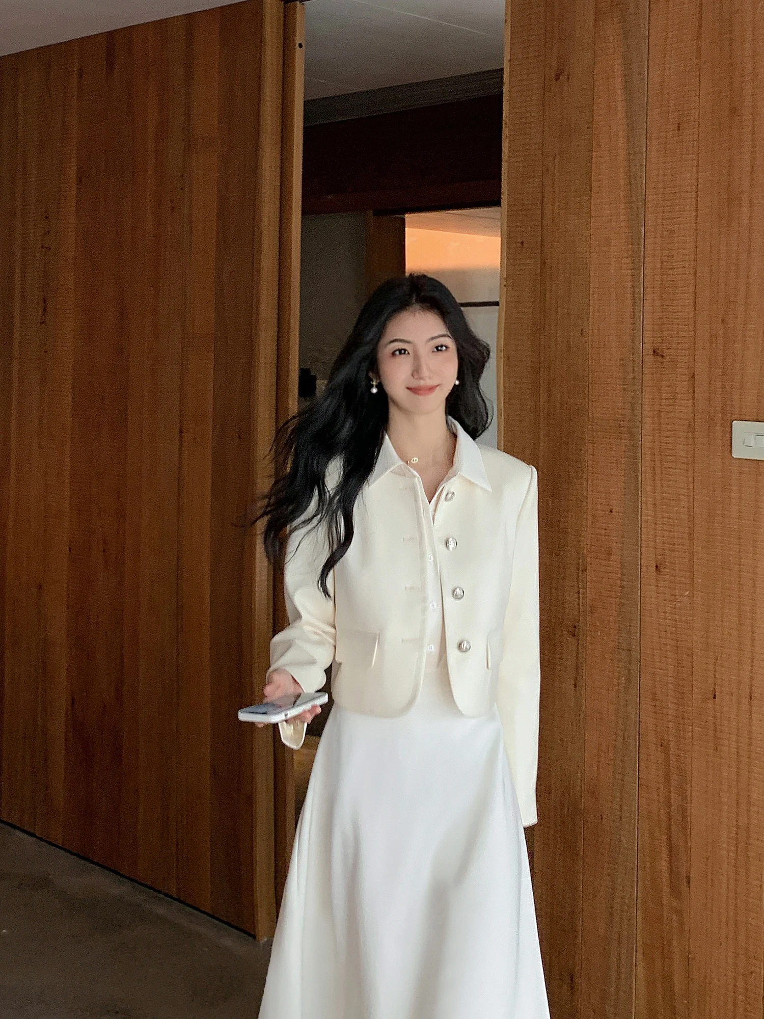 

Mulvan ort Верхняя одежда Женский весенне-осенний элитный открытый кардиган в стиле ретро Топ однотонного цвета с круглыми пуговицами Long Sve Straig...