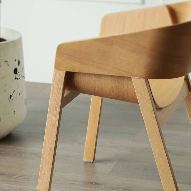 Nordic Luxury Wooden Chair Simple Modern Groot Aesthetic Comfortable Living Room Chairs Creative Interior Decor Accessories