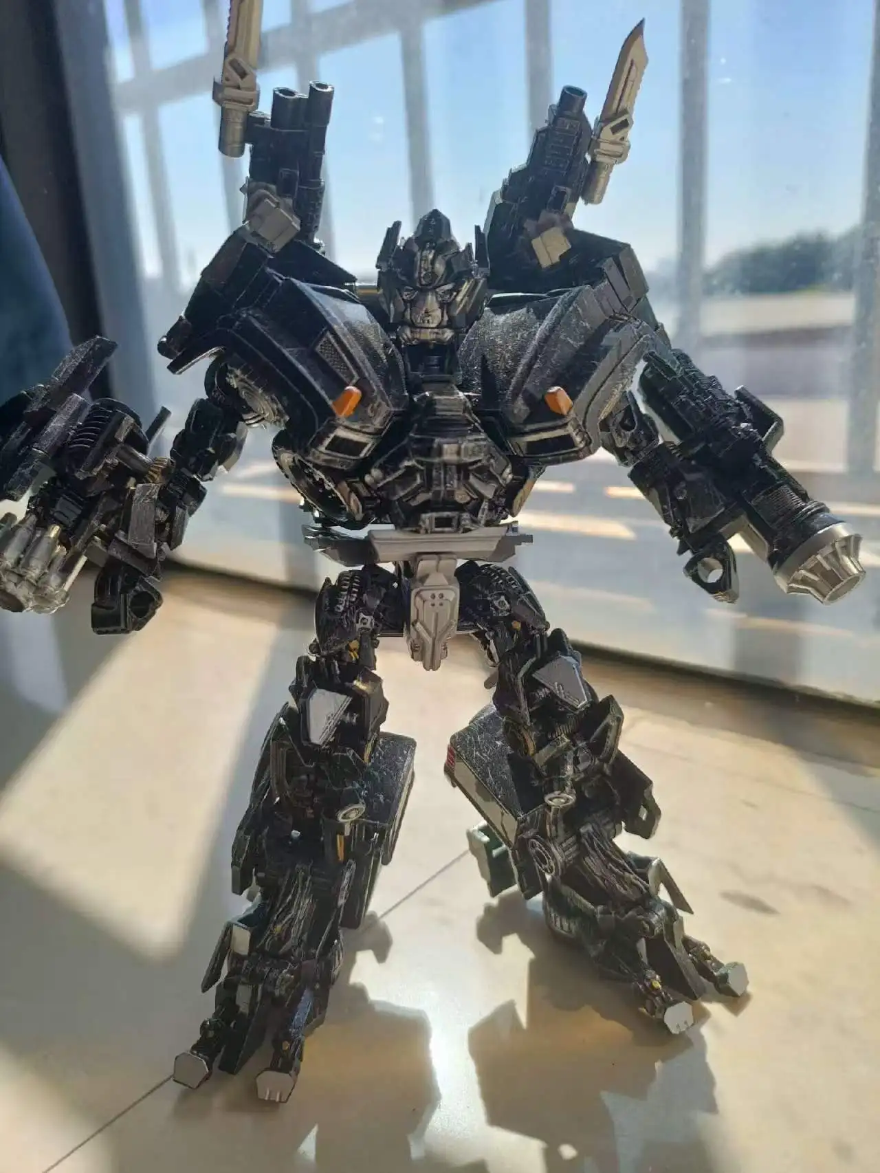 Transformers TW1026 Ironhide G1 Figura de Dibujos Animados, Robot de Acción Deformable, Juguete de Anime, Regalo para Festivales