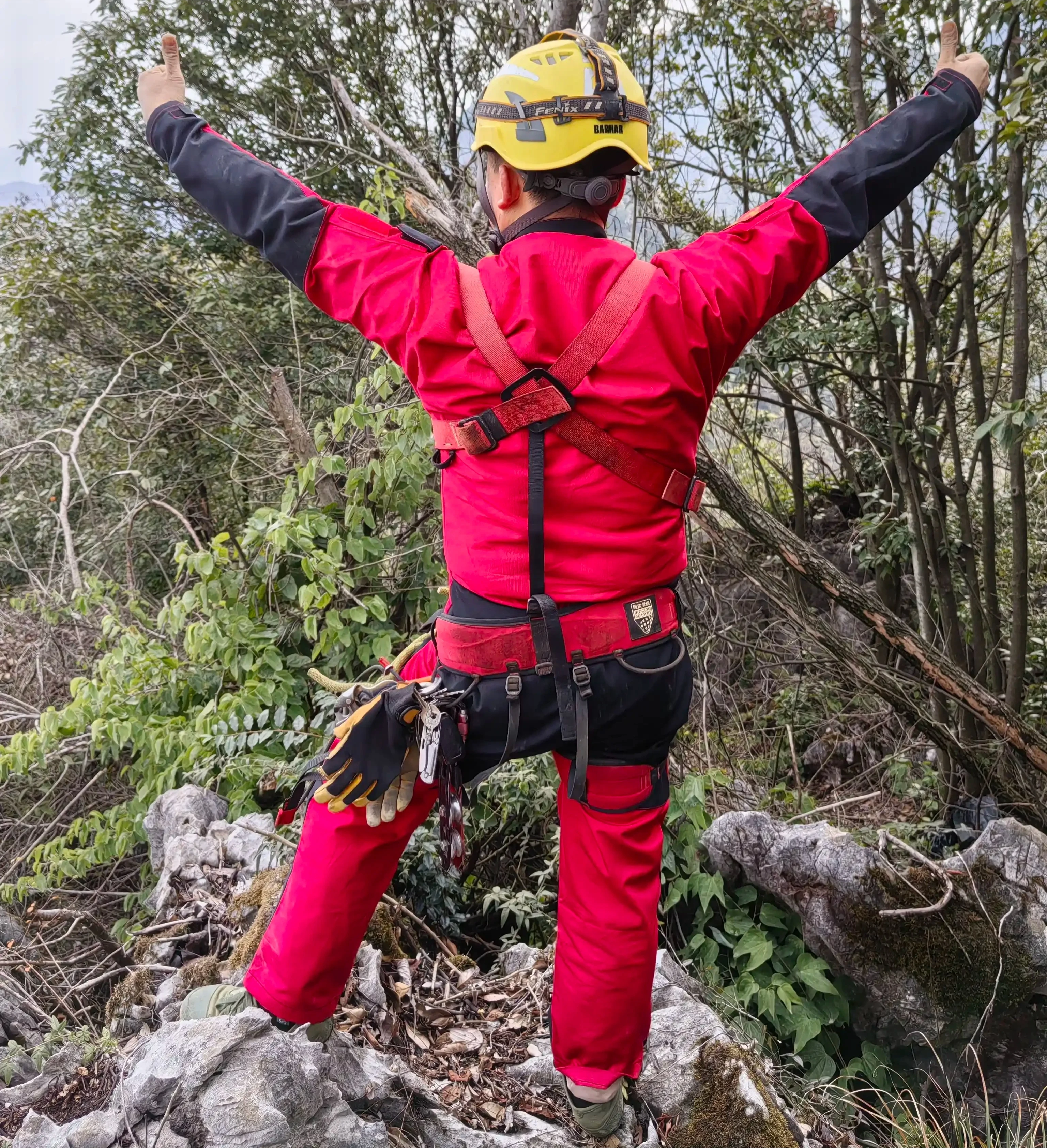 Neutral Caving Coverall Durable Quick Dry Poly Cotton Cave Exploration Suit Red Color