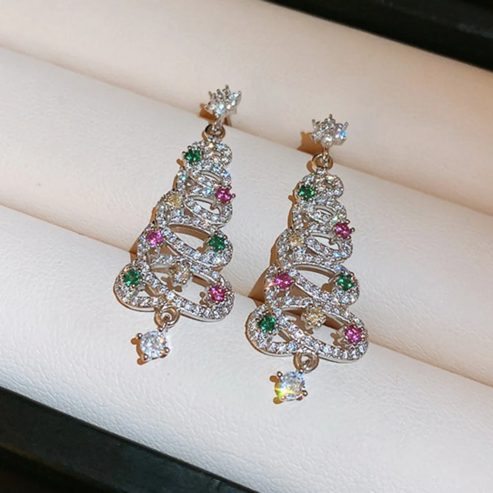 

Super sparkling zircon Christmas tree earrings for women, silver needle light luxury high-end Christmas jewelry gift.