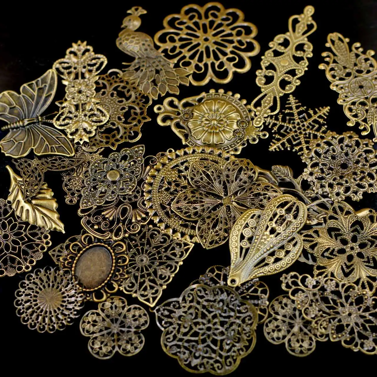 Bronze Tone Random Connectors Wraps Filigree Alloy For Embellishments Scrapbooking Crafts Jewelry DIY Accessories