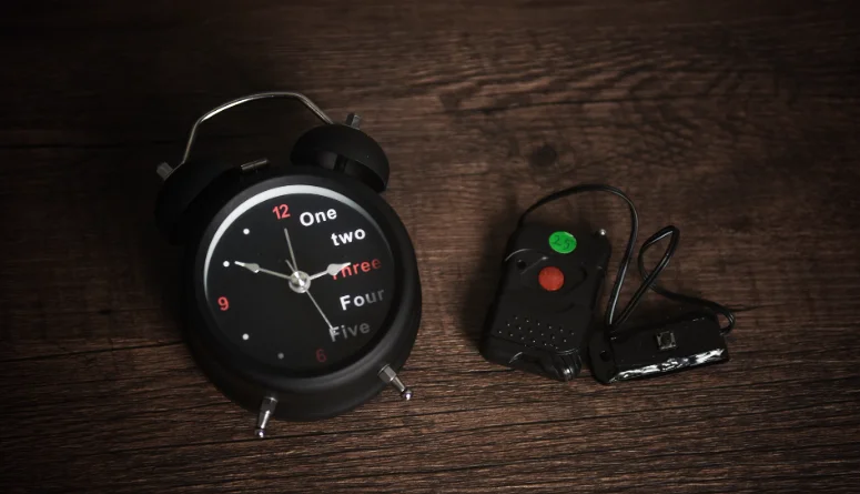 Time's Up Ghost-wekker met afstandsbediening Magic Prediction Prop voor gedachte lezen Mentalisme Podium Close Up Illusion Goocheltruc