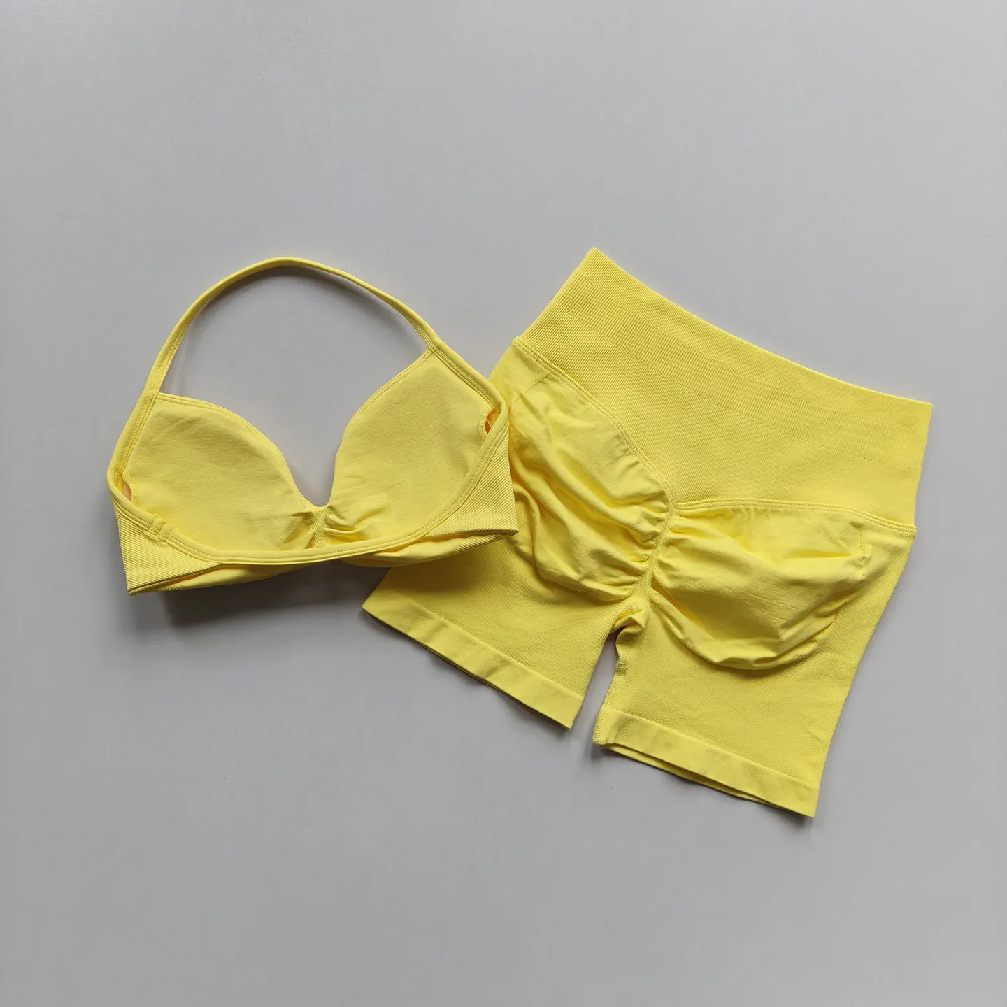 Damen-Yoga-Set mit hoher Taille, Sportbekleidung, schnelltrocknend, atmungsaktiv, rückenfreier BH, Gym-Shorts für Sommertraining, Sportanzug mit Po-Lift-Effekt – Detail 11