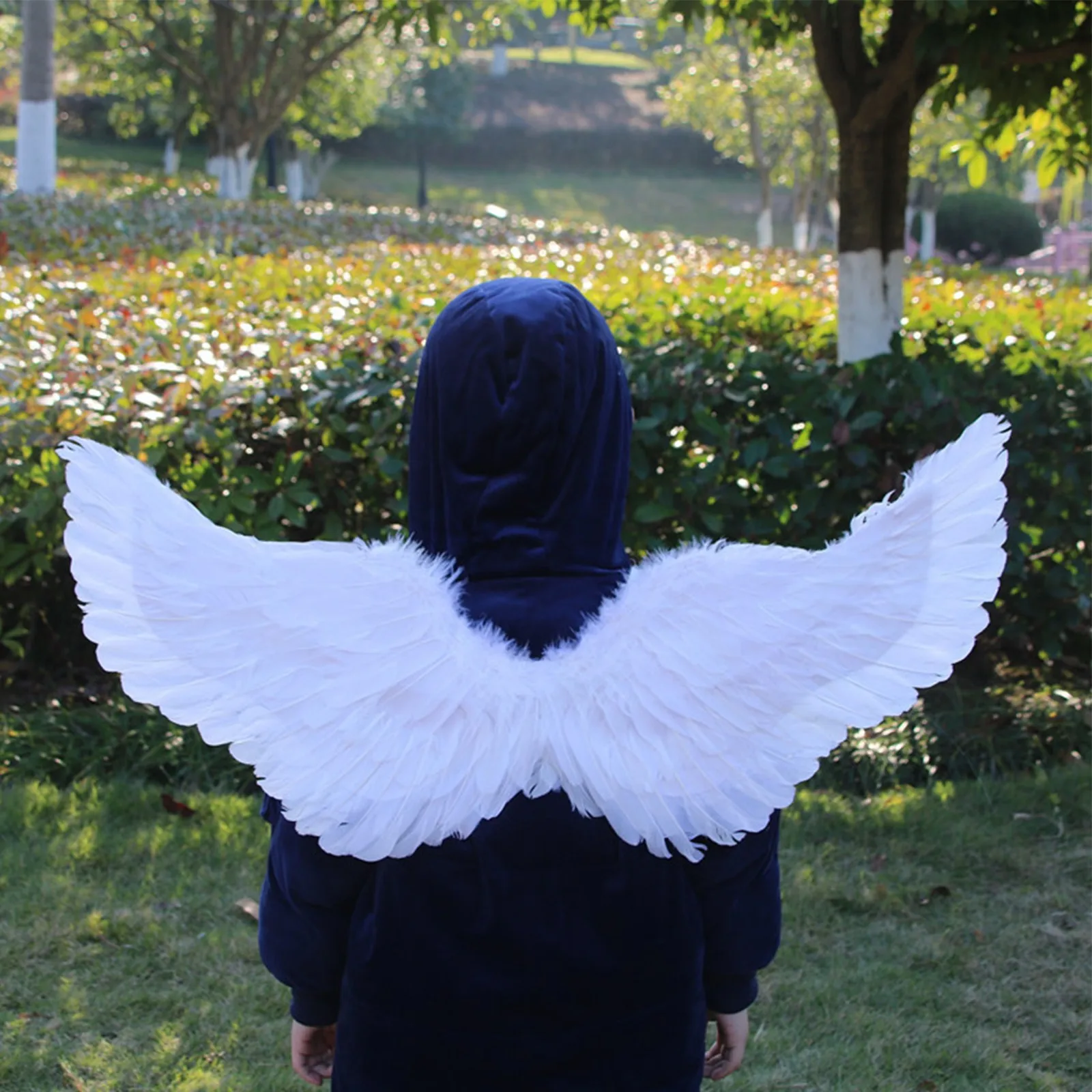 Ali d'angelo Piume bianche nere Eseguite Oggetti di scena di Halloween Sposa Ragazza di fiori vestita Accessori per costumi anime cosplay