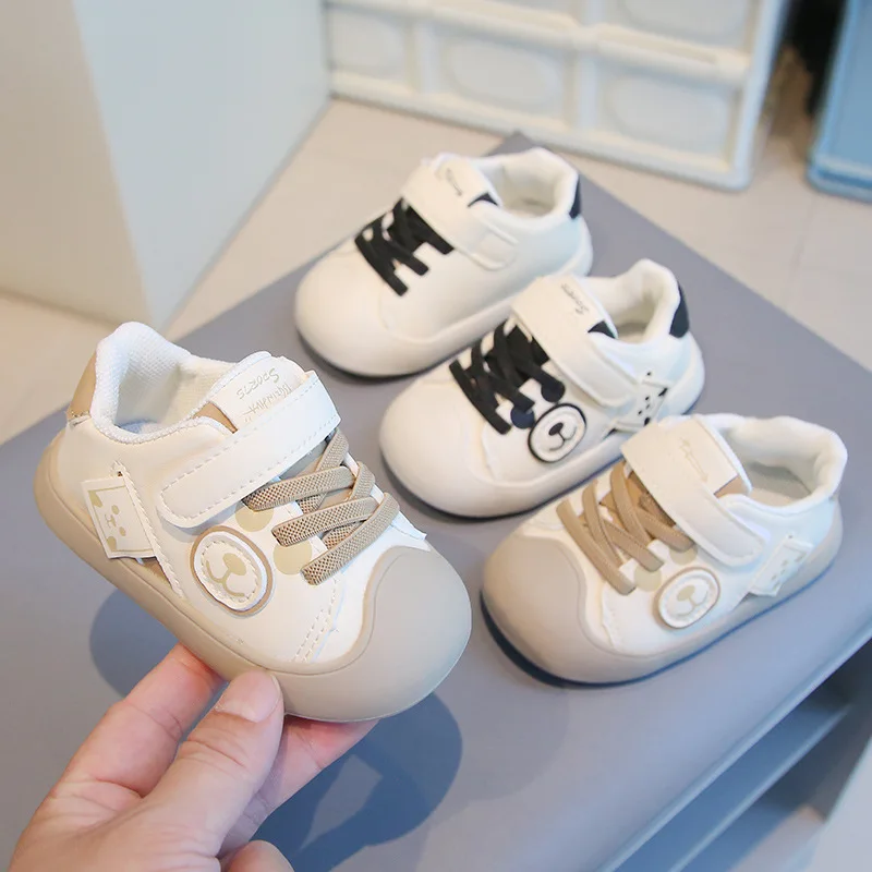 Baby Kids Casual Flats Toes Capped Boys Girls First Walking Shoes with Cute Bear Kids Sports Shoes Anti-kicked Cute 2025 New