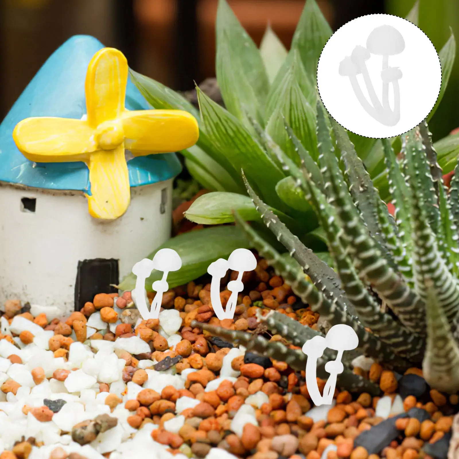 

9Pcs 3D Mini Mushroom Models Creative Plastic Craft for DIY Forest Terrarium Micro Landscape Ornament Miniature Mushroom