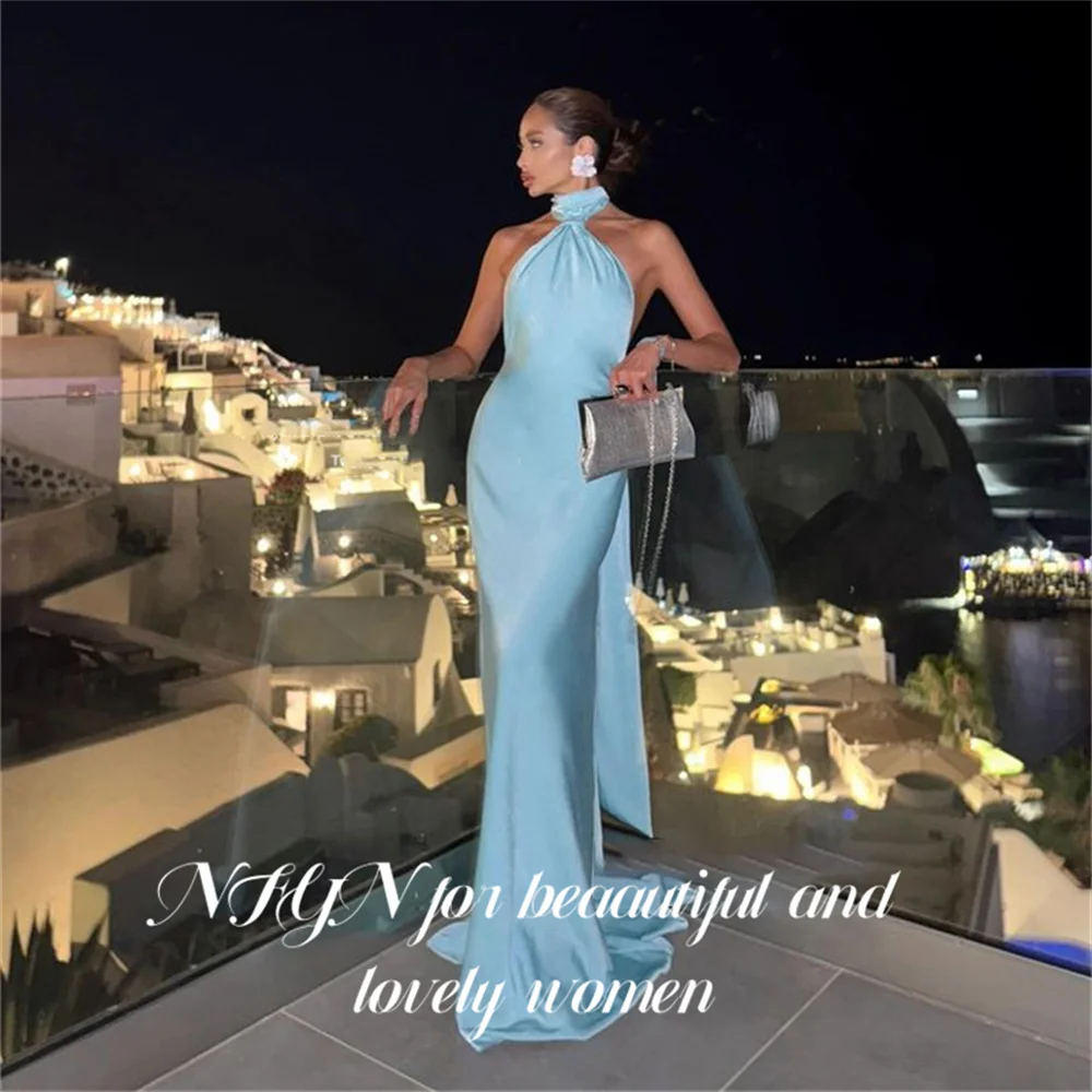 

NFYN Sky Blue Elegant Formal Gown Satin Halter Sleeveless Prom Dresses Backless Pleated Evening Dresses حزب فساتين Customized