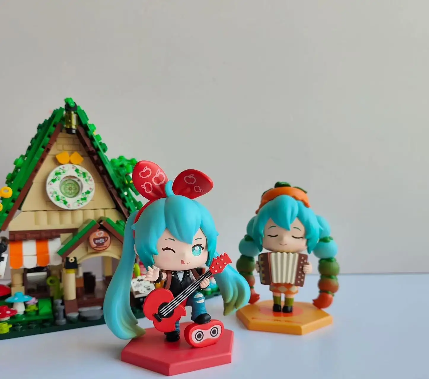 Q-Version Hatsune Miku Figure Fruit Band Idol Series Blind Box Model Toy Gifts Collection Decoration Ornaments  Desktop PVC Gift