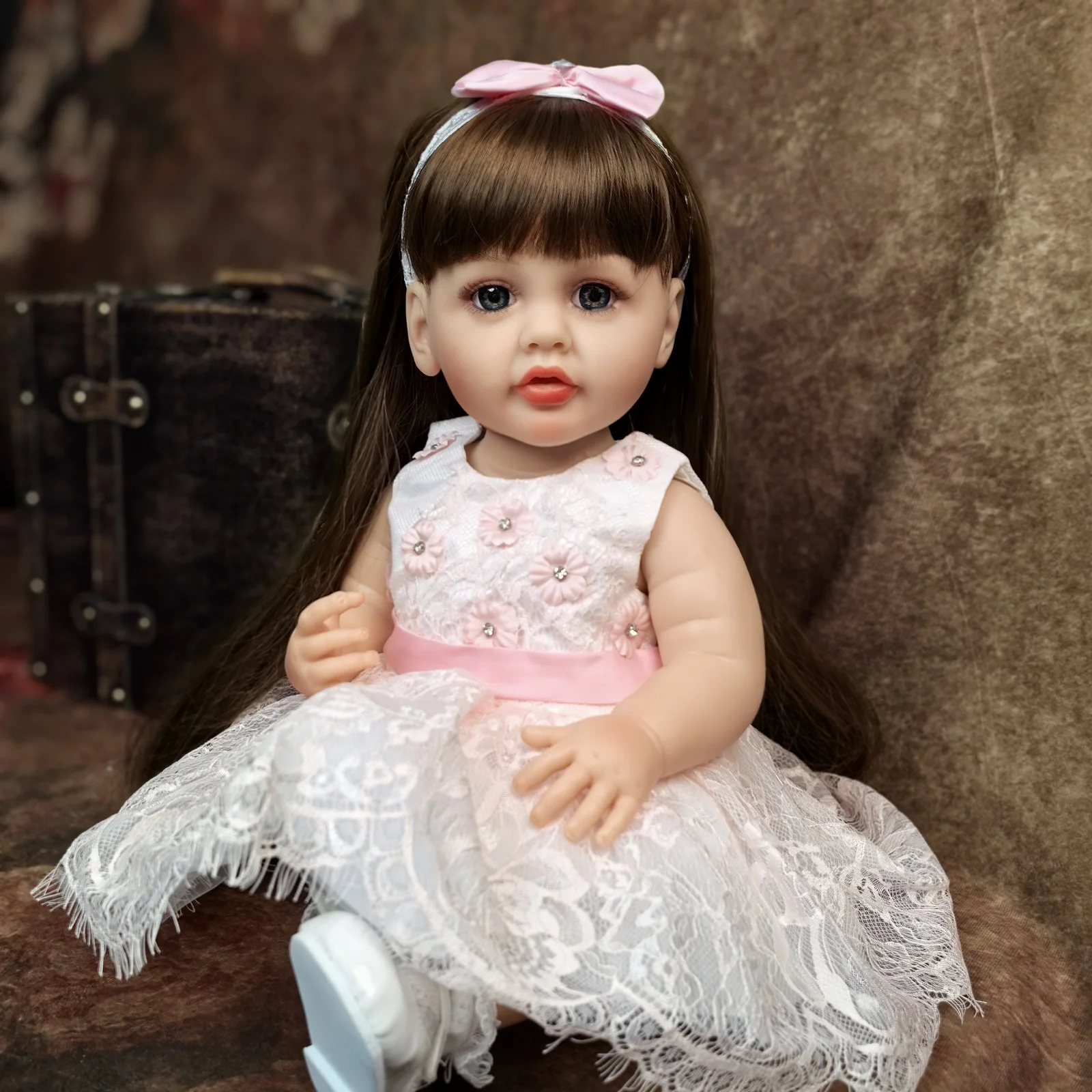 Halloween Decoration 22 inch Realistic Girl Reborn Baby Doll Silicone Vinyl Full Body Doll Reborn Christmas Easter Gift Toy