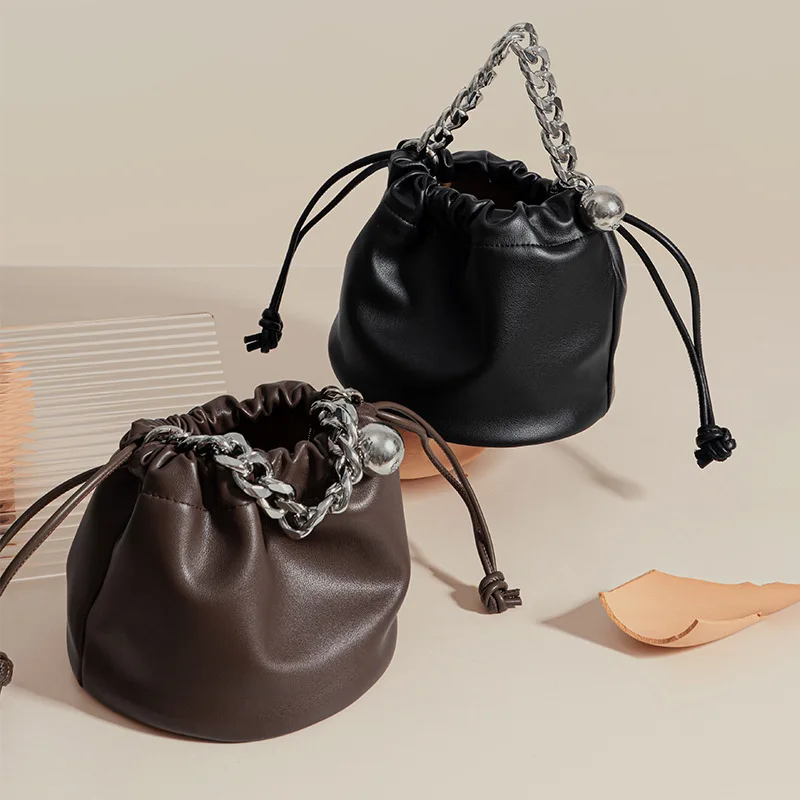 2024 New Korean Style Personalized Drawstring Bucket Women's Chain Leather Single Shoulder Crossbody Bag Capacity Top-handle Bag