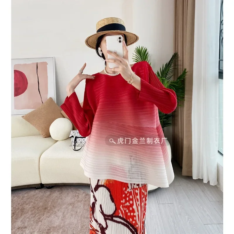 

Pleats Gradient Color Top Pleated Irregular Pleated Long-sleeved Spring Loose Medium-length Niche Round Neck Thin T-shirt