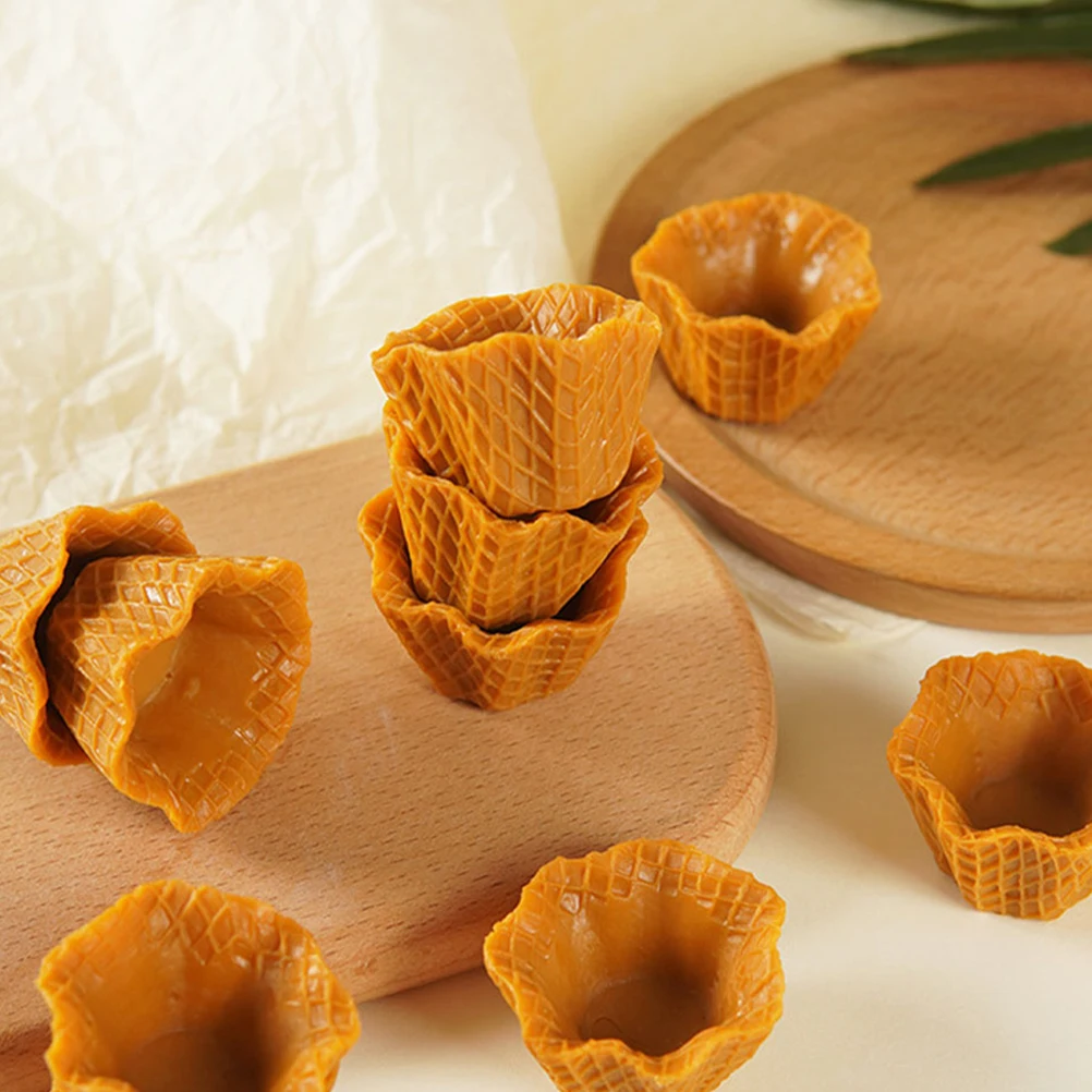 

10pcs adorable Ice Cone Charm Diy Mini Plastic Decor Ice Cream Cones Mini For Phone Case Crafts Montessori Educational