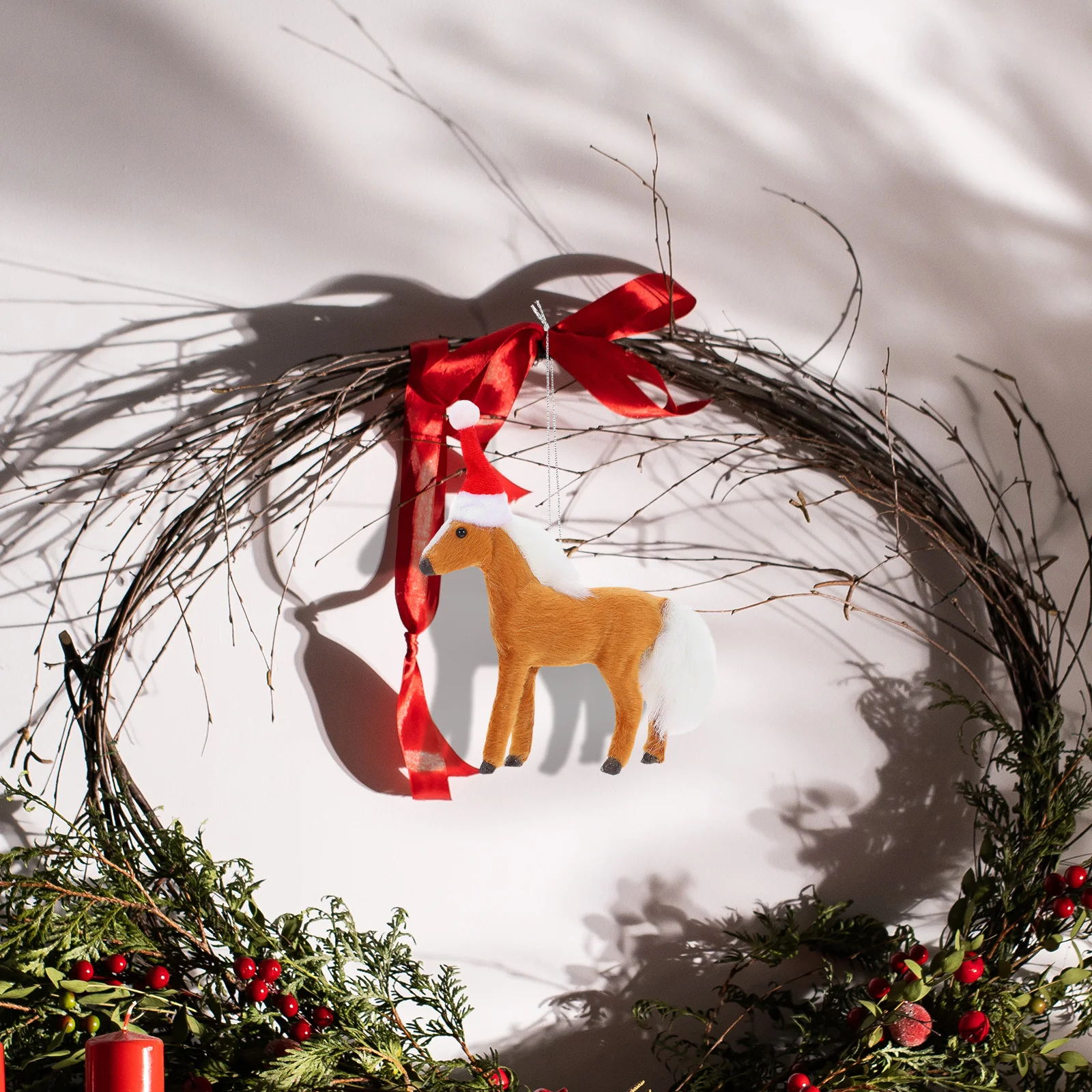 

Lovely Christmas Horse Hanging Ornaments Xmas Tree Decorations Festive Party Props for Home Fireplace Tabletop Display