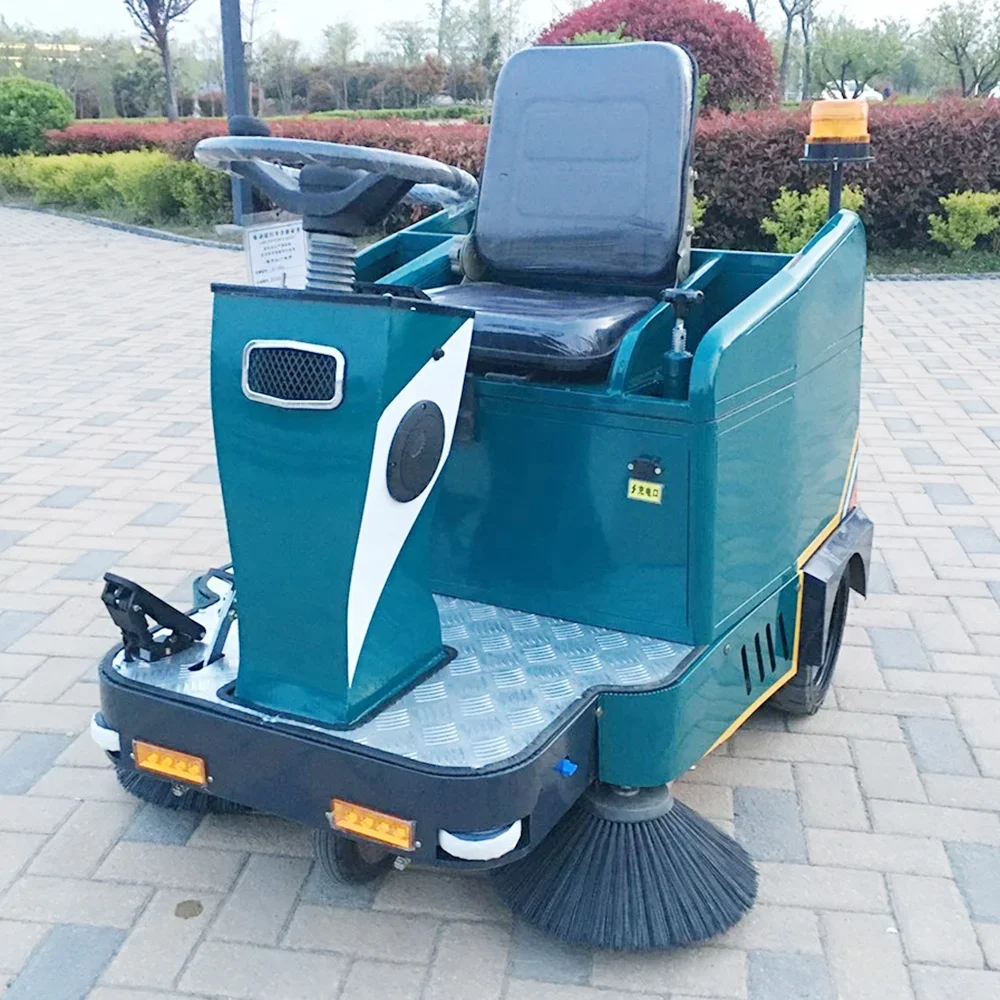 Customized Sweeper Truck Cleaning Machine Powered Road Sweeper Car With Water Spraying Function