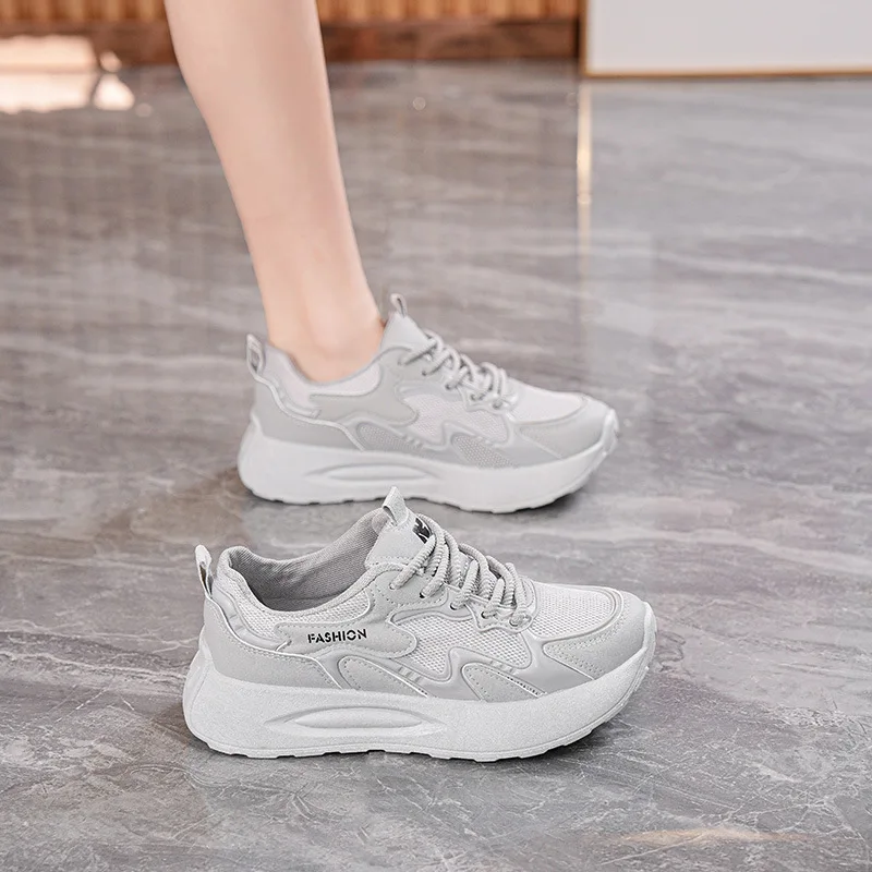 

Summer New Designer Casual Sneakers For Woman Solid Color Breathable Mesh Shoes Male Fashion Soft Sole Sports Zapatos De Mujer