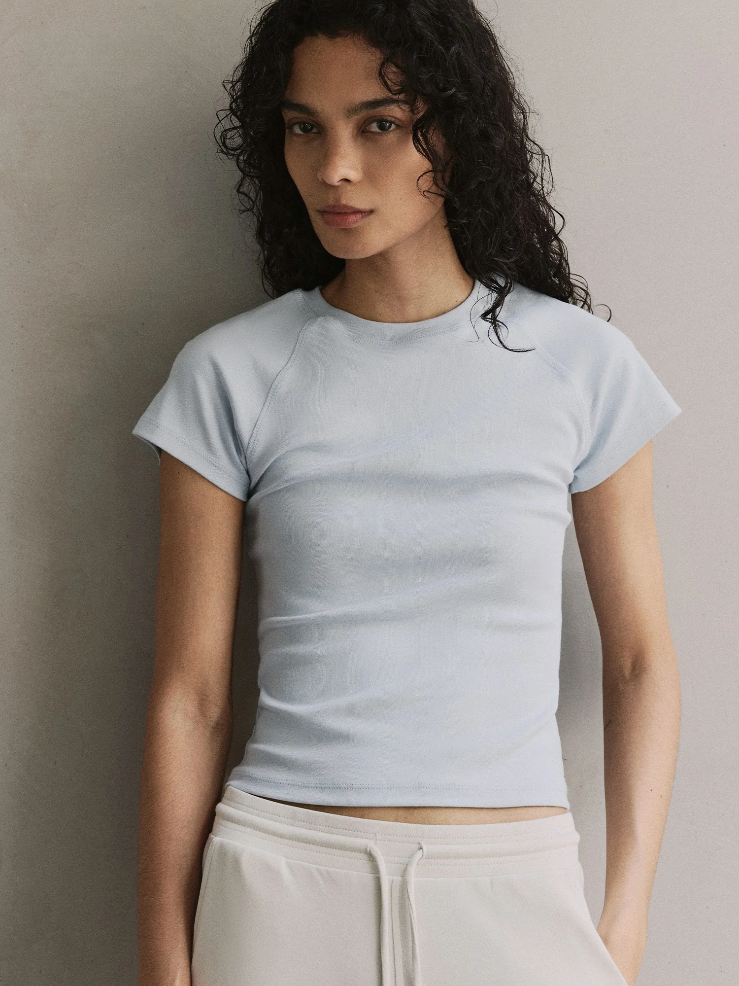 

Футболка ENAGOSTO с коротким рукавом и круглым вырезом, комфортная посадка, из премиального чесаного хлопка, облегающая, базовый слой, повседневный стиль