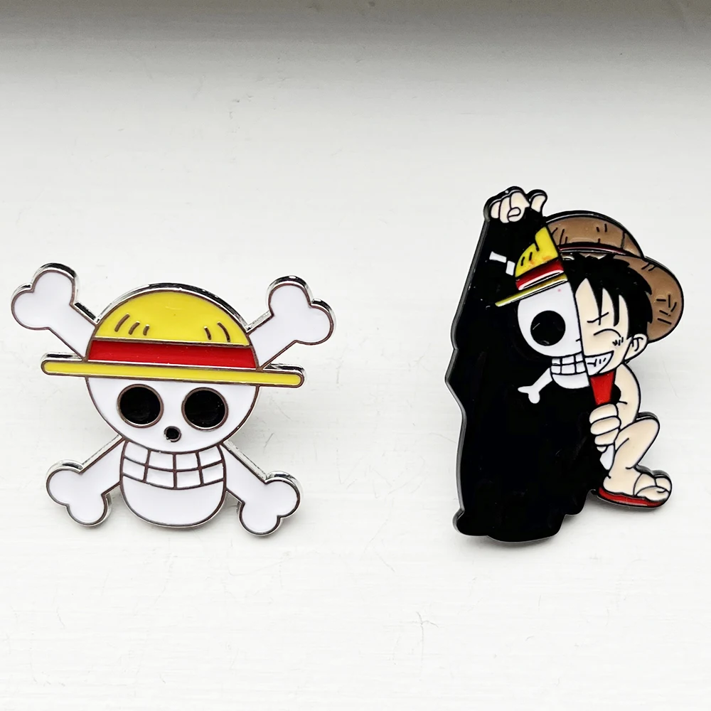 Conjunto de 2 Broches de Lapela Esmaltados One Piece Luffy Anime para Mochila, Acessório de Joalheria Masculino e Feminino, Emblemas de Anime Estilosos