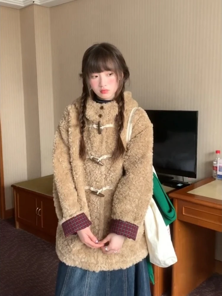 

Утепленное пальто из овечьей шерсти для женщин, зимнее, с длинными рукавами, с капюшоном, в корейском стиле, ретро, теплое, на пуговицах, средней длины