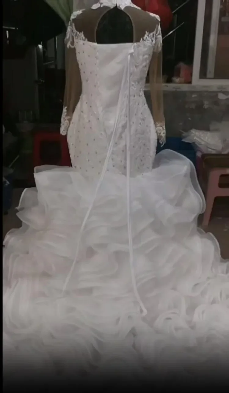 Personalizado alta pescoço shinnyappliques contas vestido de casamento vestidos de novia mangas compridas em cascata babados sereia vestidos de noiva