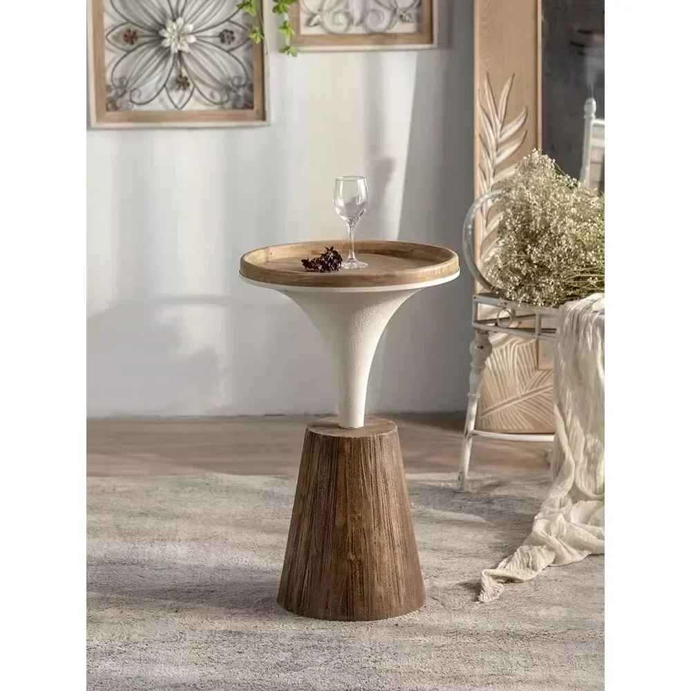 A few homestays near the sofa retro old solid wood small round table leisure coffee table.