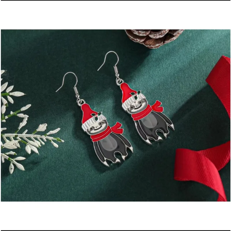 

2024 Hallowmas New Christmas Funny Sloth Pendant Earrings Fashion Naughty Kids Earrings Creative Holiday Accessories Wholesale