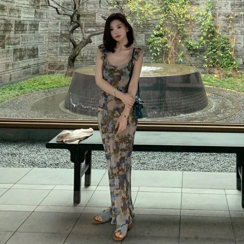 

French Style Small Flying Sleeve Oil Painting Floral Camisole Dress 2023 New Square Neck High-end Temperament Long Dress